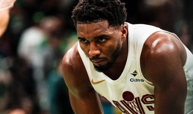 九游体育app-绿军击碎骑士15胜不败金身 加兰被爆成攻防黑洞